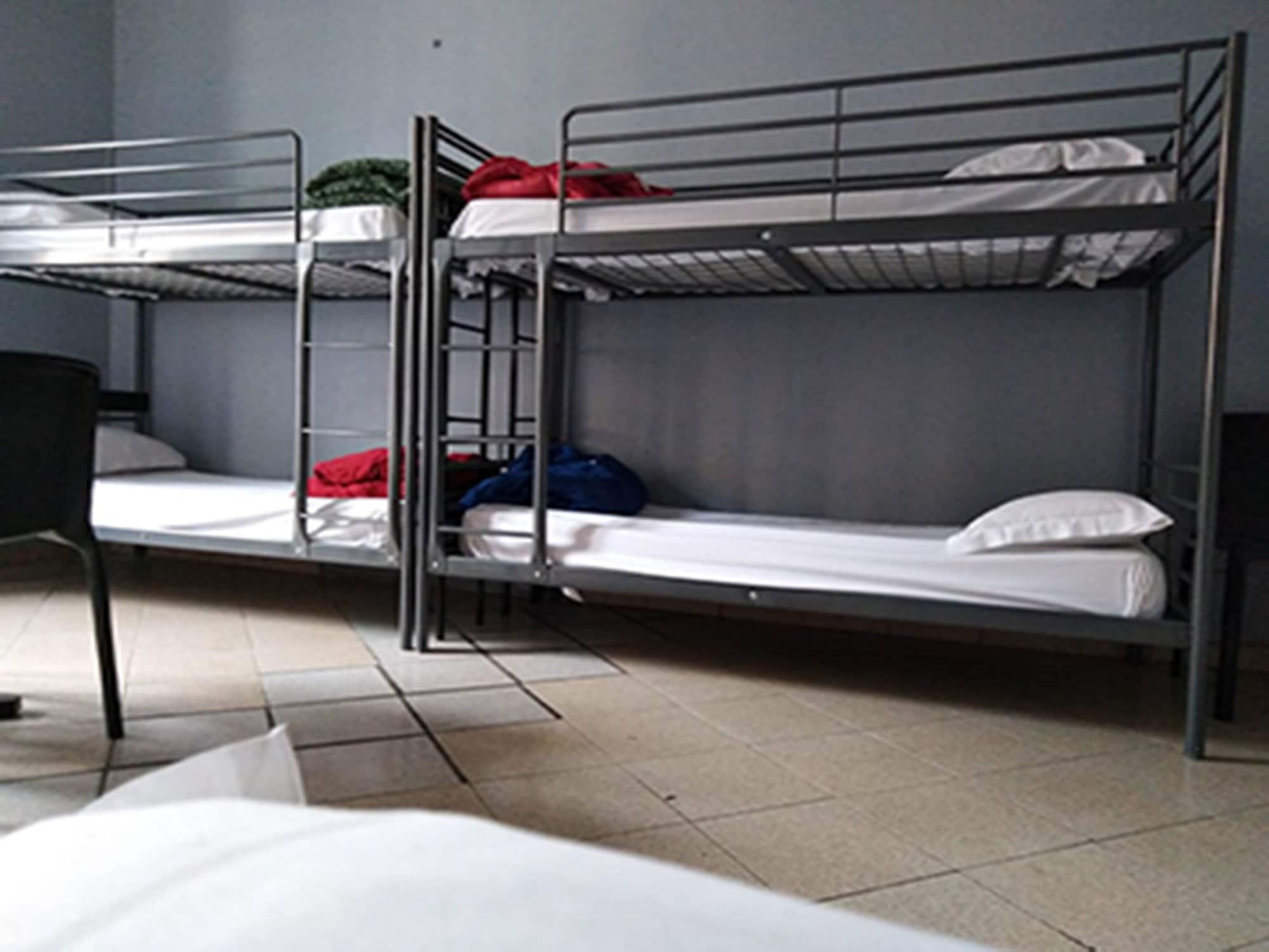 M&J Place Hostel Рим Екстер'єр фото