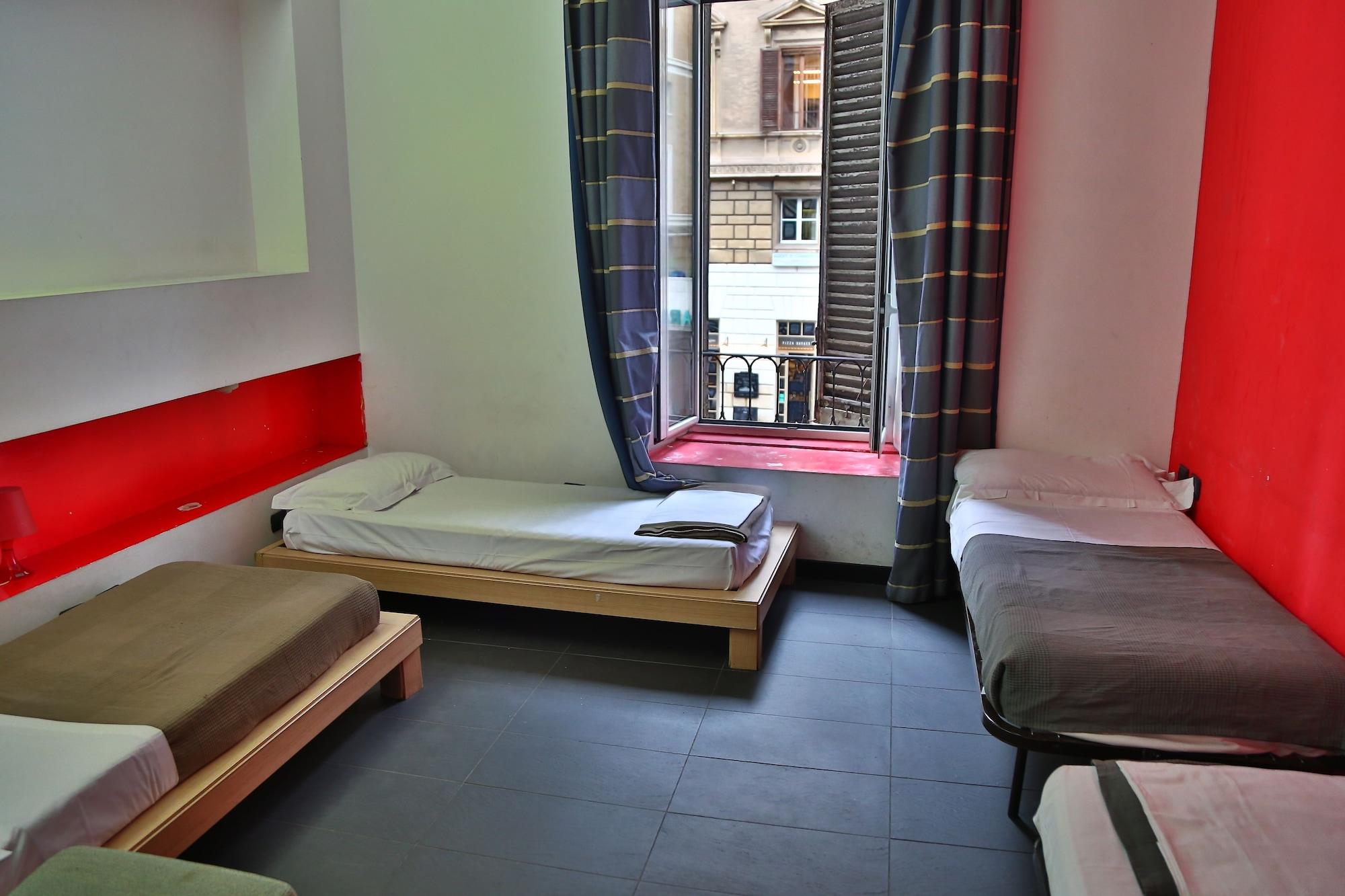 M&J Place Hostel Рим Екстер'єр фото
