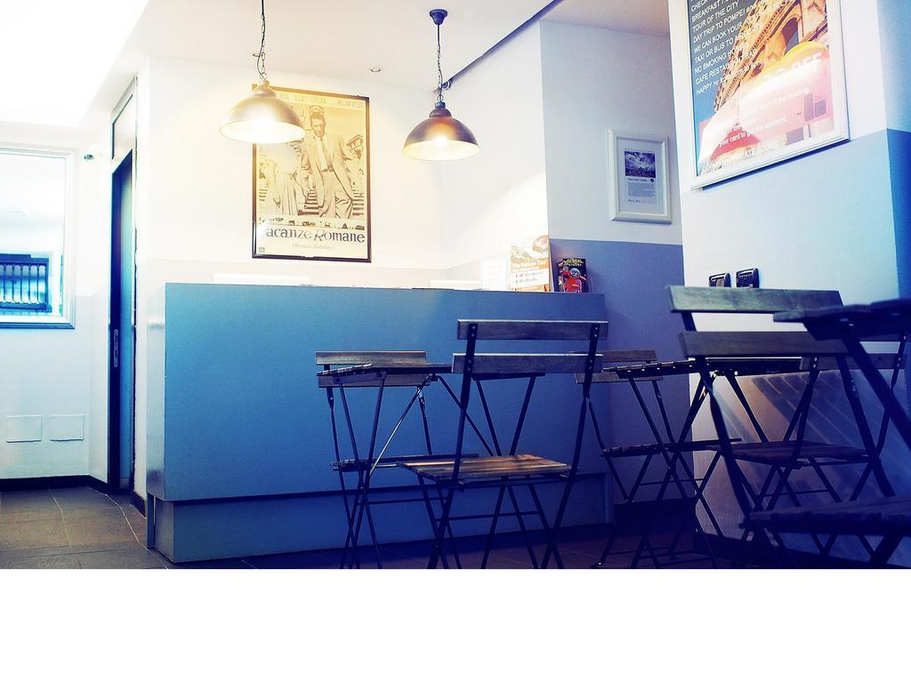 M&J Place Hostel Рим Екстер'єр фото