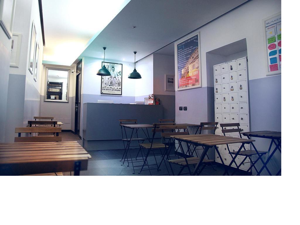 M&J Place Hostel Рим Екстер'єр фото