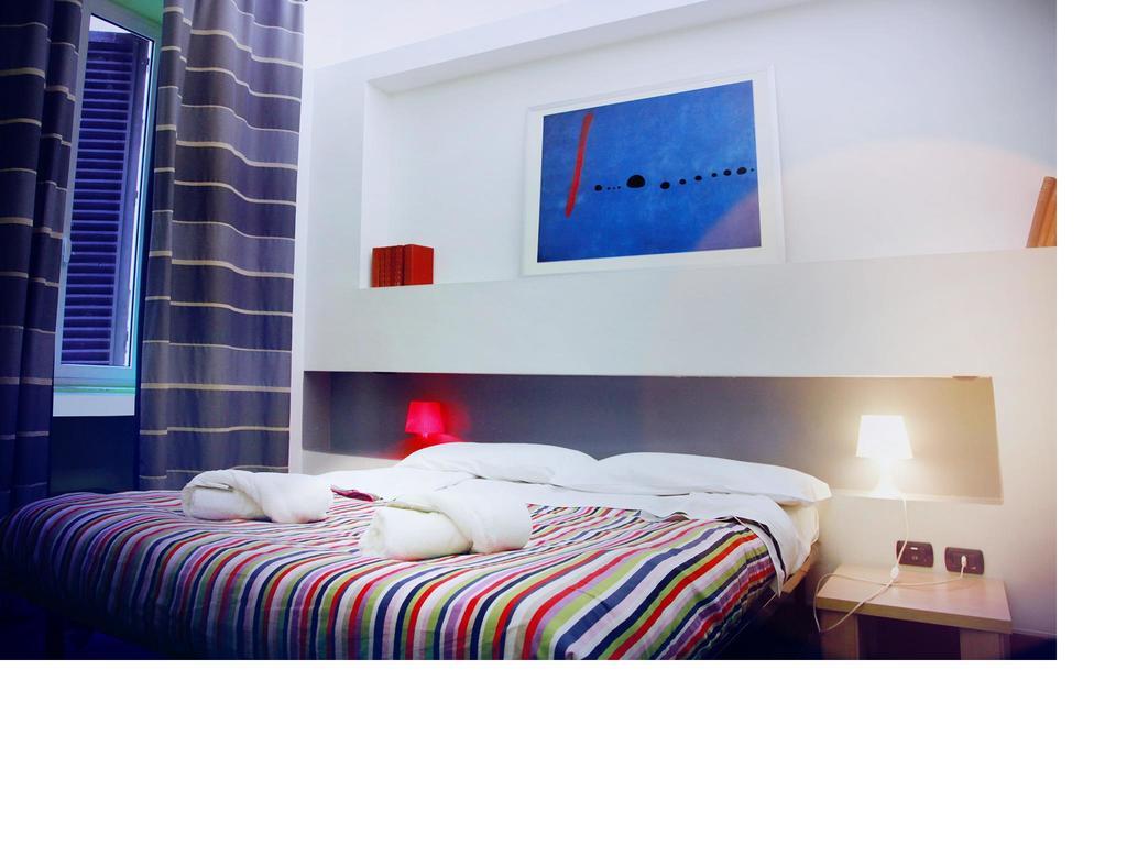 M&J Place Hostel Рим Номер фото